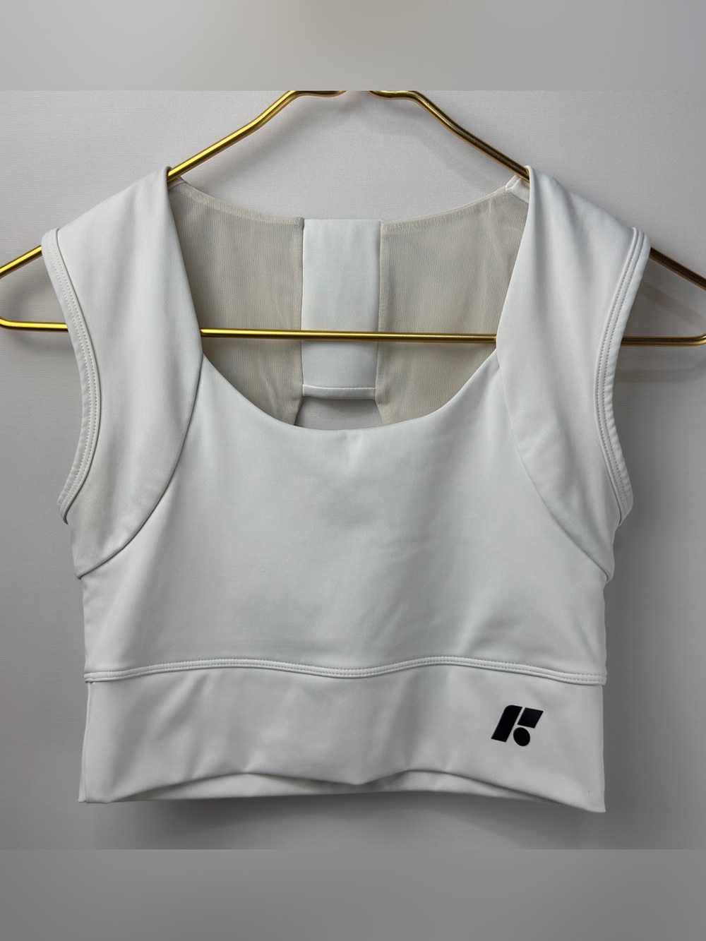 Forme Sciences Supportive Sports Bra Posture Correction white medium